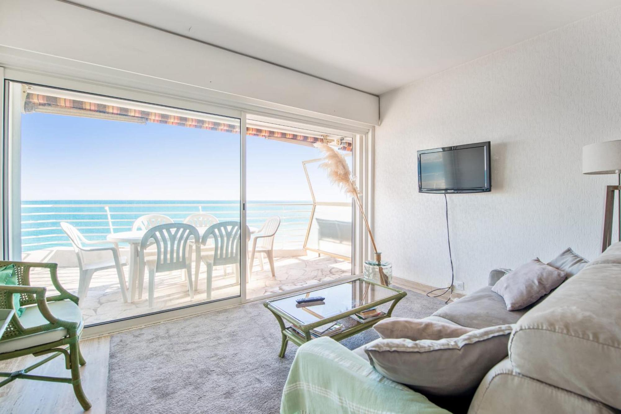Le Balcon Sur La Baie - Welkeys Apartment กาญเนอ-ซูร์-แมร์ ภายนอก รูปภาพ